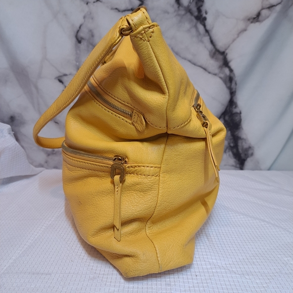 HOBO Purse - Picture 5 of 16